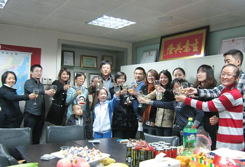 歡聚一(yī / yì ／yí)堂-2012.jpg